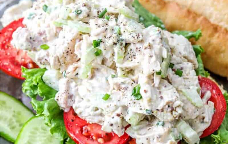 Easy and Creamy Classic Chicken Salad